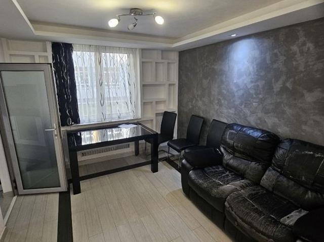 Apartament de inchiriat