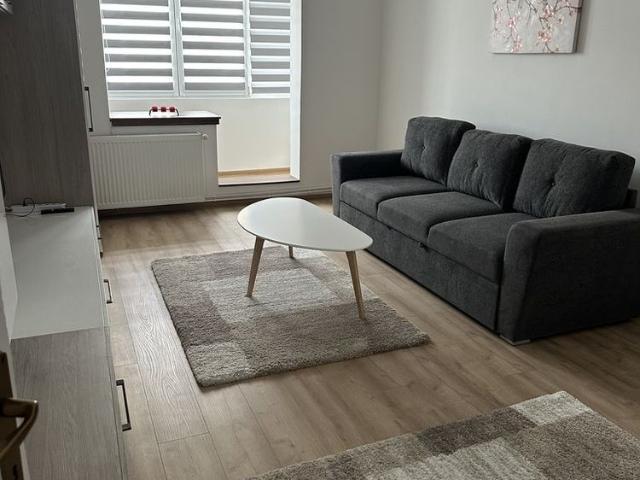 Apartament de inchiriat