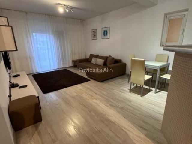 Apartament de închiriat