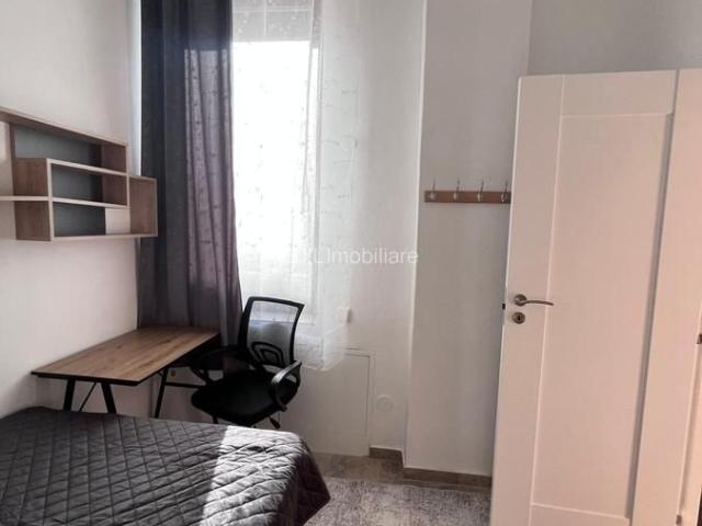 Apartament de închiriat, 2 camere, 47 mp, Central strada Avram Iancu