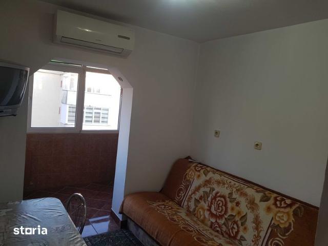 Apartament de inchiriat/ 2 camere/ 1 Mai, Craiova