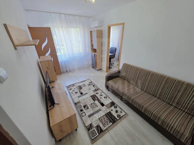Apartament de inchiriat 2 camere Valea Rosie etaj 2 renovat
