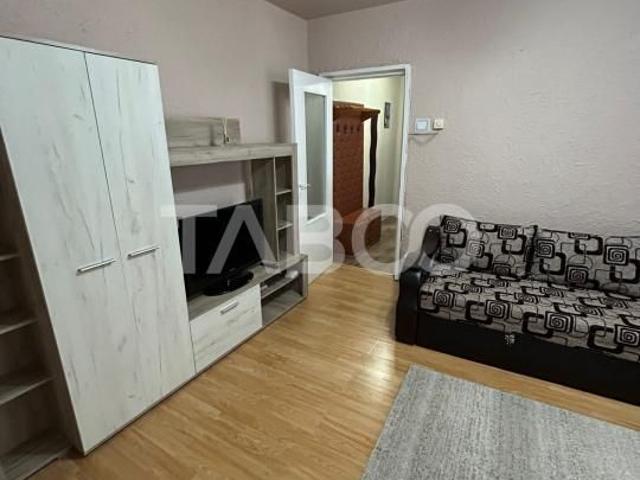 Apartament de inchiriat 2 camere balcon zona Rahovei Sibiu