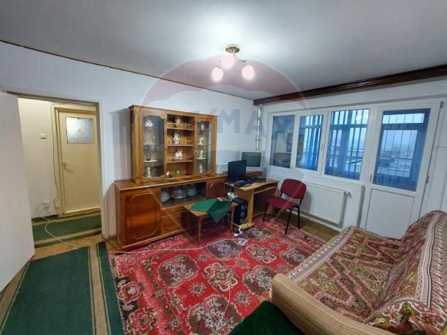 Apartament de inchiriat 2 camere/ Brazda