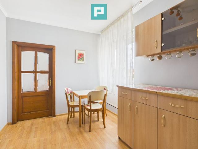 Apartament de inchiriat 2 camere Central Magheru