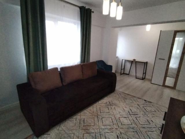 Apartament de inchiriat, 2 camere Dacia