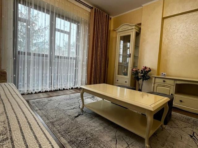 Apartament de inchiriat, 2 camere, decomandat, 54 mp, CUG