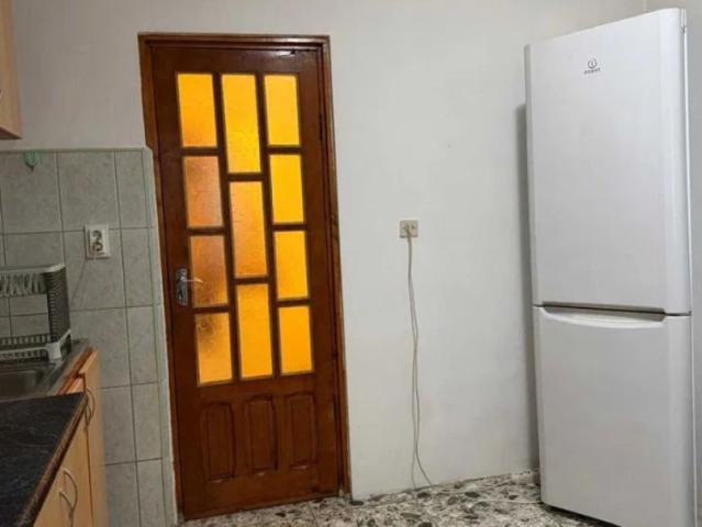Apartament de inchiriat, 2 camere, decomandat, 52 mp, Gara, Sos Arcu, Cod 161510