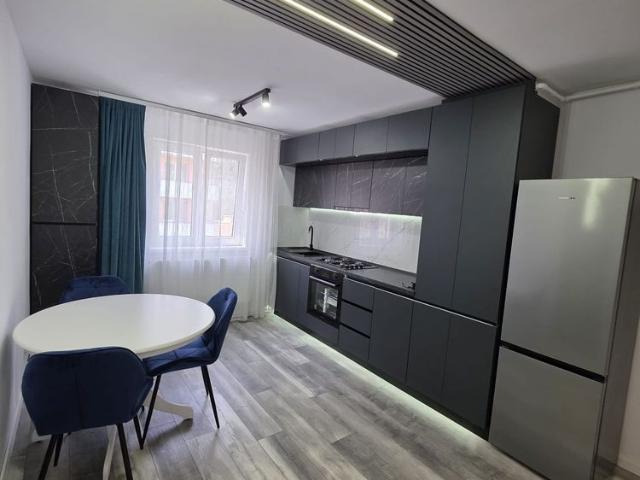 Apartament de închiriat, 2 camere Deva