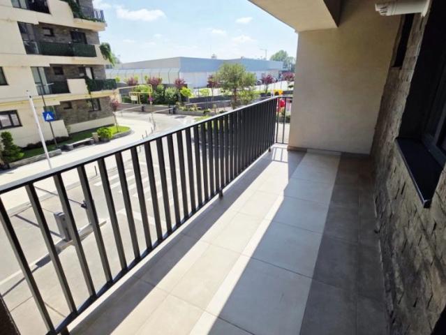 Apartament de inchiriat, 2 camere, nedecomandat, 45 mp, Tatarasi, Evergreen, Cod 163020