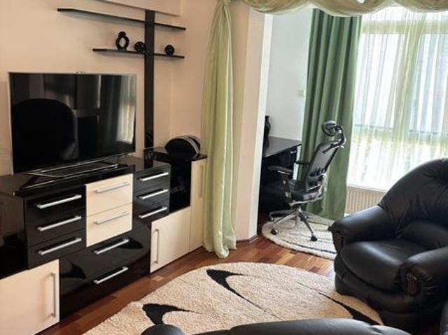 Apartament de inchiriat