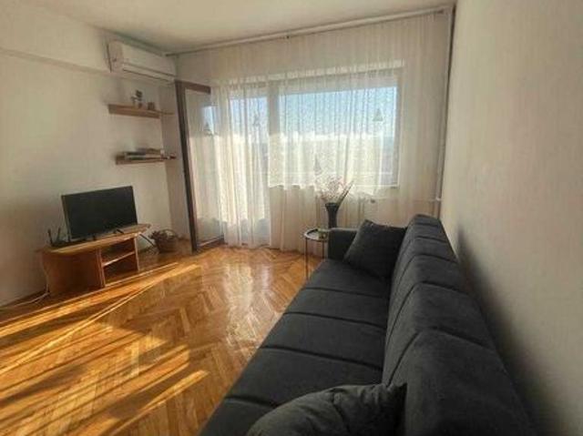 Apartament de inchiriat
