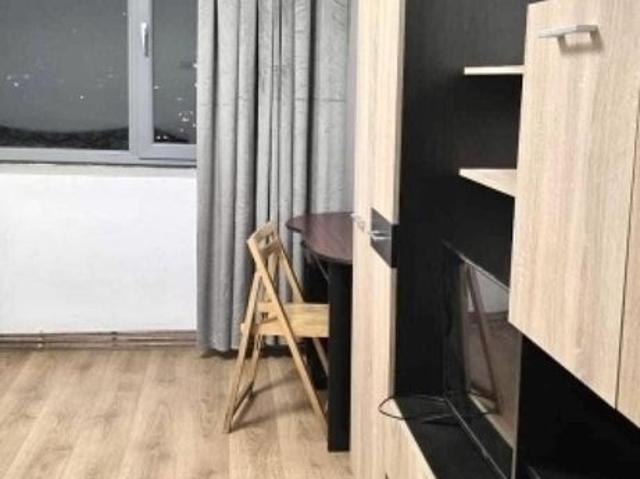 Apartament de inchiriat 3 cam Piata Nicolina