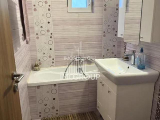 Apartament de inchiriat 3 camere & 2 bai, parcare, Zorilor UMF