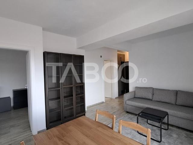 Apartament de inchiriat 3 camere 2 balcoane bloc cu lift Sibiu