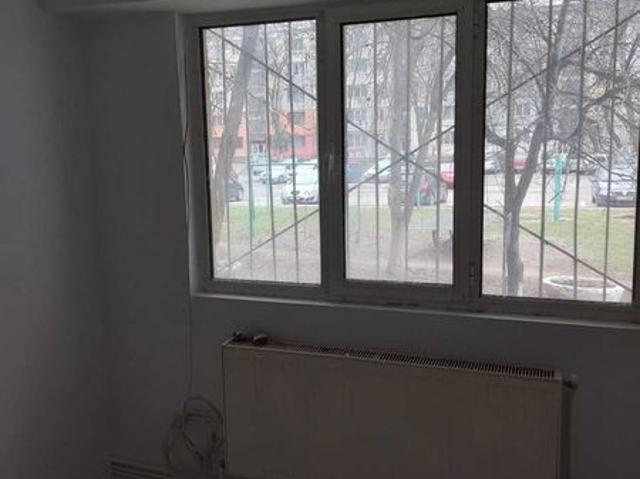 Apartament de închiriat 3 camere Tecuci jud. Galati