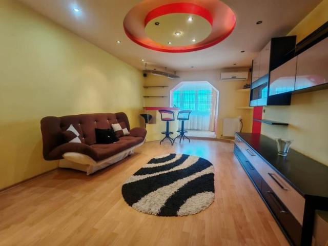 Apartament de inchiriat, 3 camere Tic Tac Bacau