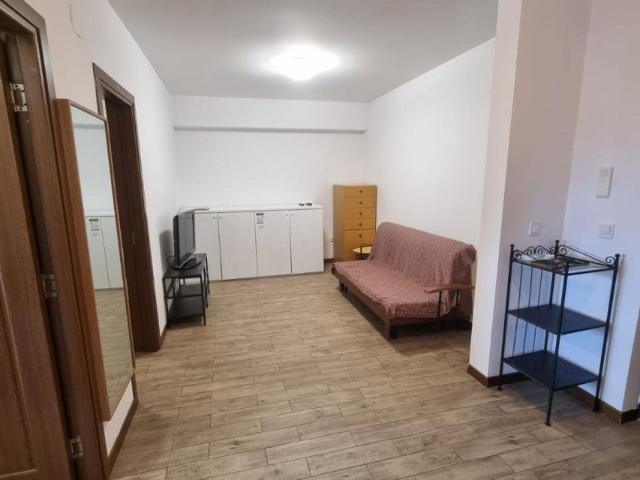 Apartament de inchiriat 3 camere Tudor Vladimirescu