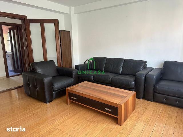 Apartament de inchiriat 3 camere Zona Nord