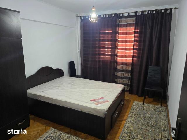 Apartament de inchiriat, 3 camere, zona Ultracentrala Iasi