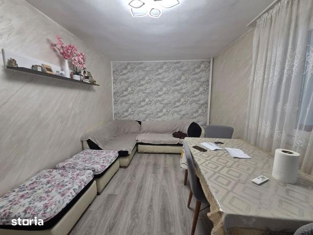 Apartament de inchiriat, 3 camere, decomandat, Mircea cel Batran