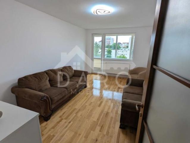 Apartament de închiriat – 3 camere decomandat