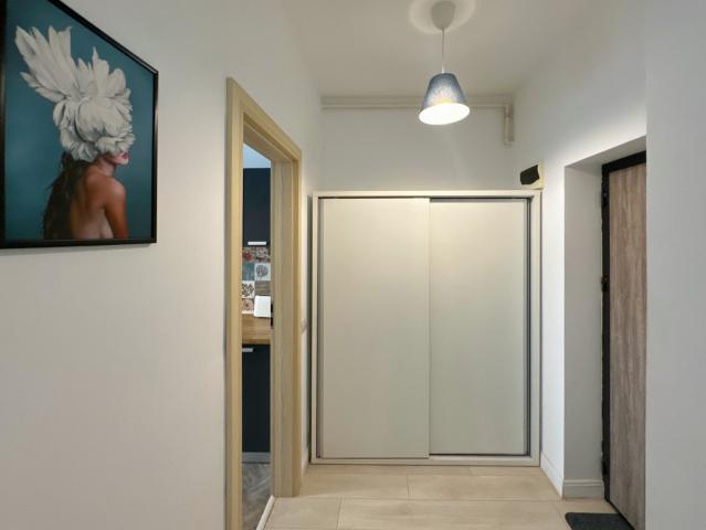 Apartament de închiriat zona Energia 2 camere termen lung cu loc de parcare