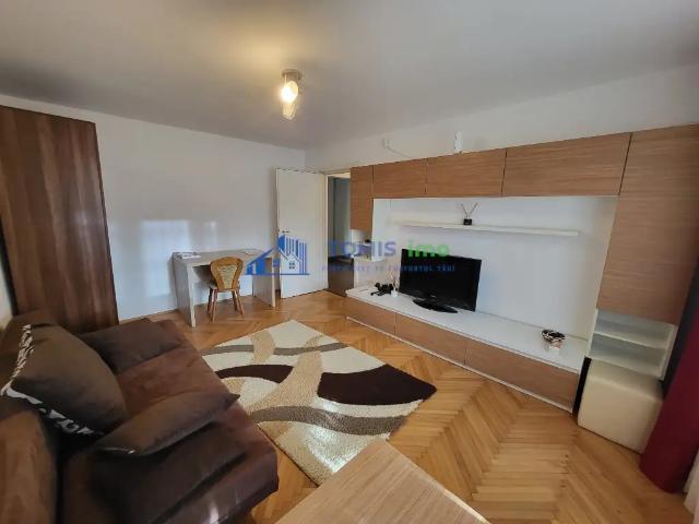 Apartament de inchiriat zona Faleza Nord