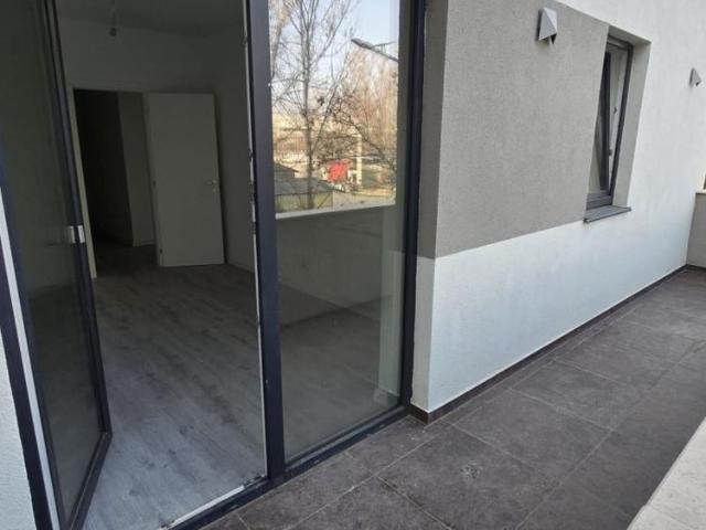 Apartament de inchiriat bloc nou 2 camere zona Tatarasi Oancea