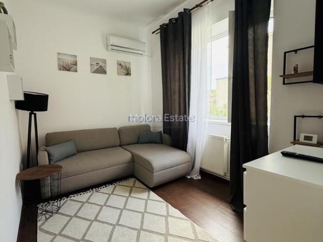 Apartament de închiriat,cartier Andrei Mureșanu cu parcare inclusa