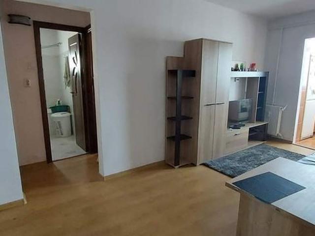 Apartament de inchiriat, cartier Rovine, Craiova