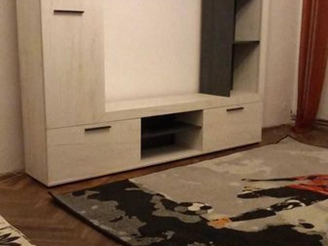 Apartament de închiriat, Centru Civic