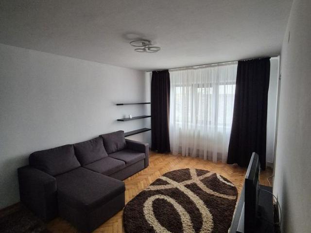 Apartament de inchiriat complet mobilat si utilat in cartierul Rovine