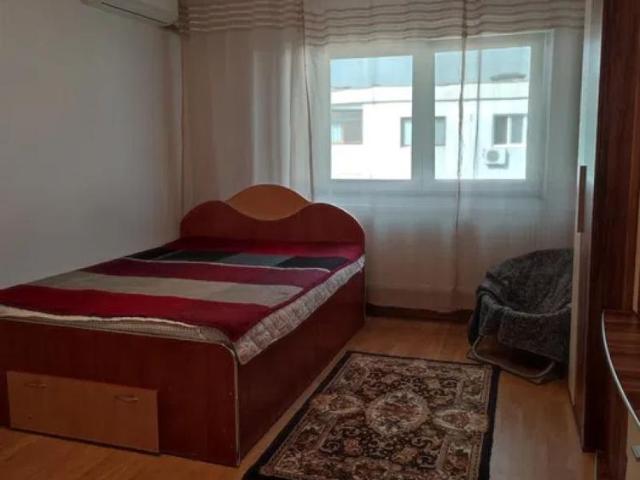Apartament de inchiriat cu 1 camera Zona Nicolina