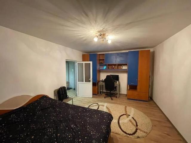 Apartament de inchiriat cu 1 camera Zona Alexandru cel Bun