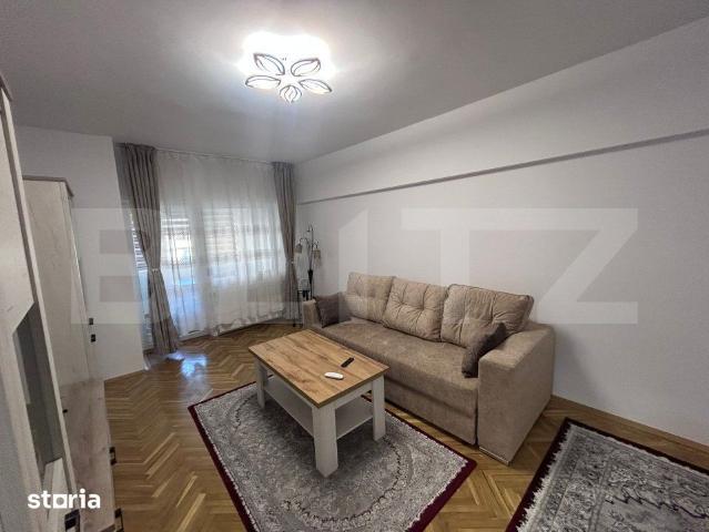 Apartament de inchiriat, cu 2 camere, 54 mp, zona ultracentra