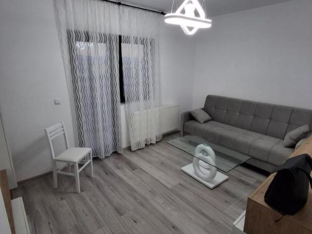 Apartament de inchiriat cu 2 camere