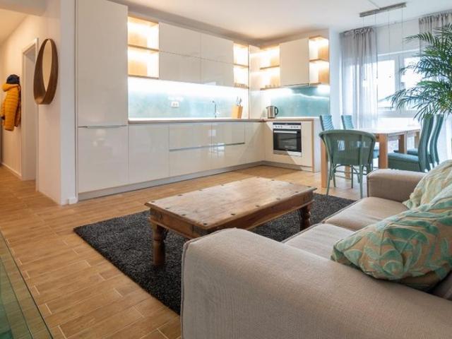 Apartament de închiriat cu 2 camere