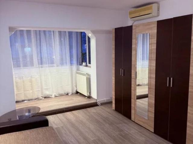 Apartament de inchiriat cu 2 camere Zona Nicolina