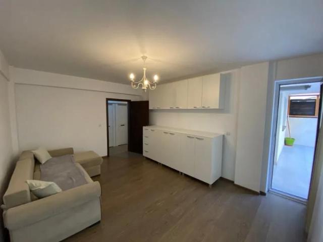 Apartament de inchiriat cu 2 camere Zona Cug
