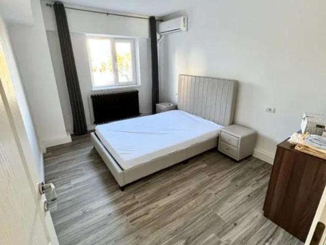 Apartament de inchiriat cu 2 camere Zona Centrala