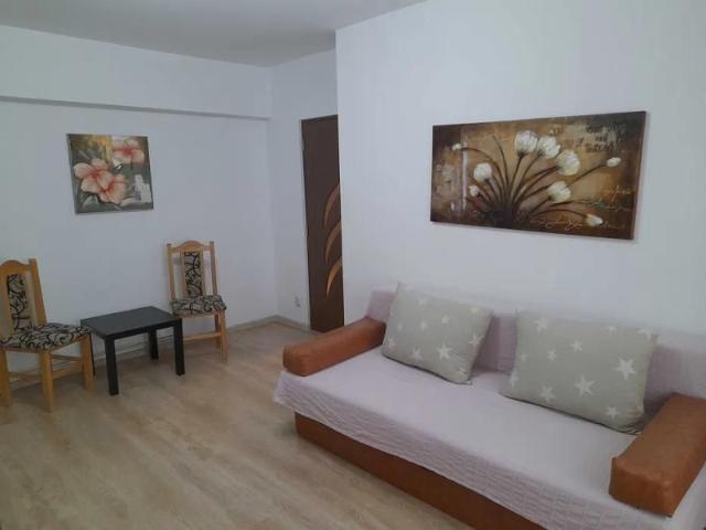 Apartament de inchiriat cu 2 camere Zona Pacurari