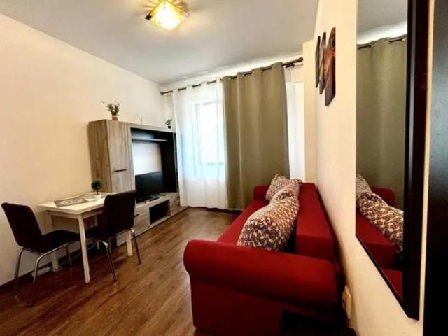 Apartament de inchiriat cu 2 camere Zona Palas Mall