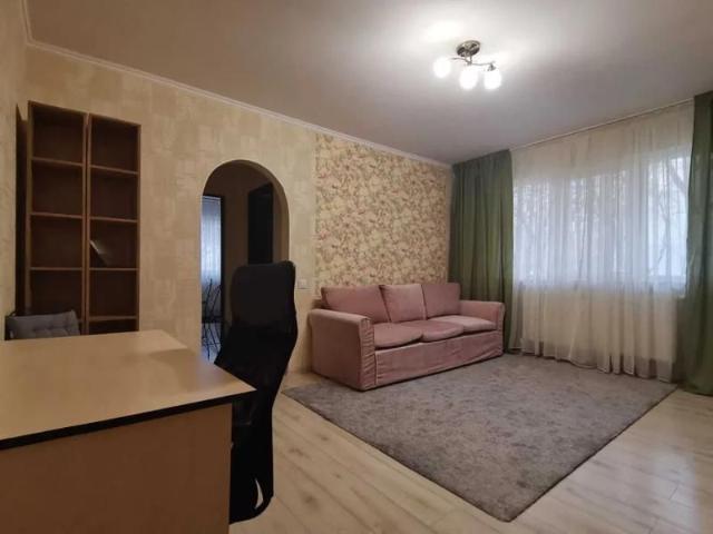 Apartament de inchiriat cu 2 camere Zona Podu Ros Iasi