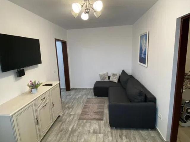 Apartament de inchiriat cu 2 camere Zona Tatarasi
