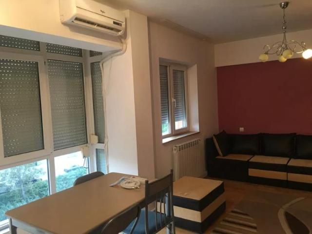 Apartament de inchiriat cu 2 camere Zona Tatarasi