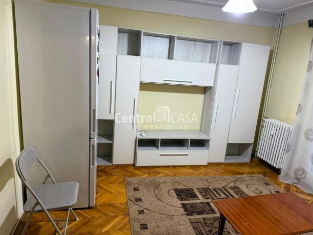 Apartament de închiriat cu 2 camere, Centru