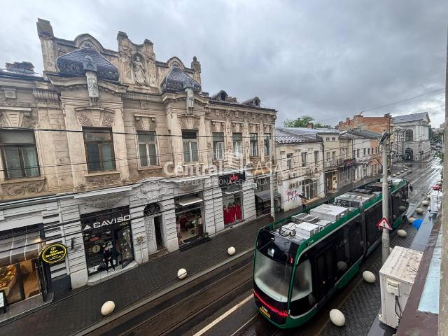 Apartament de închiriat cu 2 camere, Centru