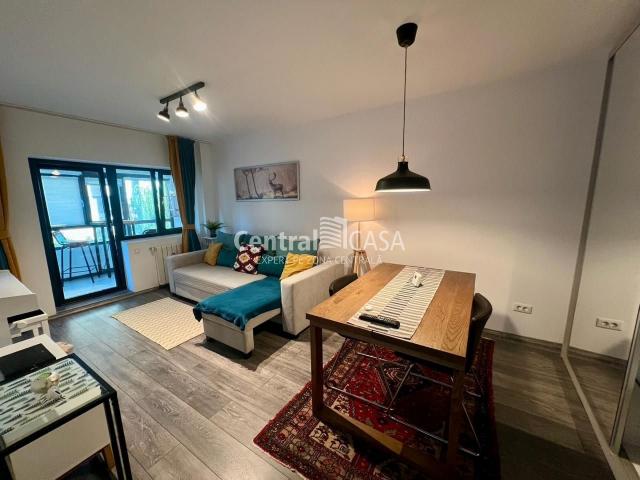Apartament de închiriat cu 2 camere, Centru