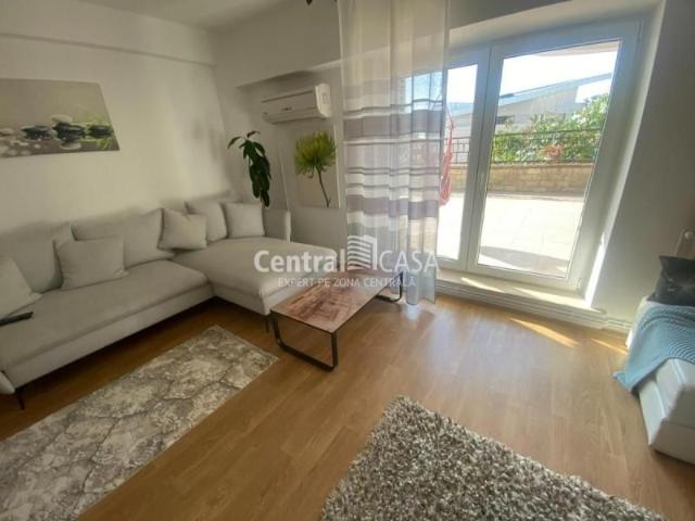 Apartament de inchiriat cu 2 camere, Centru Bd Independentei